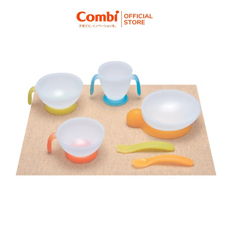 Bộ đồ cho bé tập ăn dặm Combi bước 2
