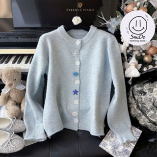 Áo Len Cardigan, Áo Khoác Cardigan Màu Xanh Dương Cổ Tròn Hàng Khuy Sao Biển Kiểu Cách Đơn Giản Nữ Tính | Smide Clothing