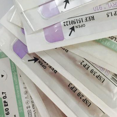 "Chỉ không tiêu đơn sợi Polymide 2/0 (Daclon nylon 2/0) - Kim tam giác 3/8, kim 24mm"