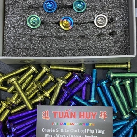 ốc titan gr5 8li40 dù dày bắt kiềm phuộc satria và phuôc sau xe tay ga vario click (titanium m8*40 8