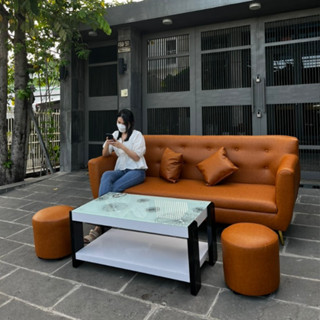 Bộ Sofa Băng Dài 2m Màu Nâu Giả Da Kèm Đôn, Gối Tựa Lưng Và Bàn Sang Trọng