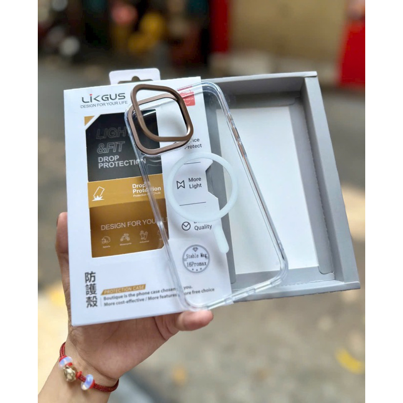 Ốp lưng trong LIKGUS hỗ trợ sạc không dây iPhone 16 Pro, 16 Pro Max camera kim loại kèm giá đỡ tiện ích chống ố vàng