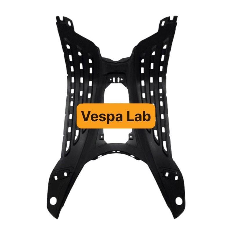 ĐẾ SÀN NHỰA VESPA SPRINT PRIMAVERA