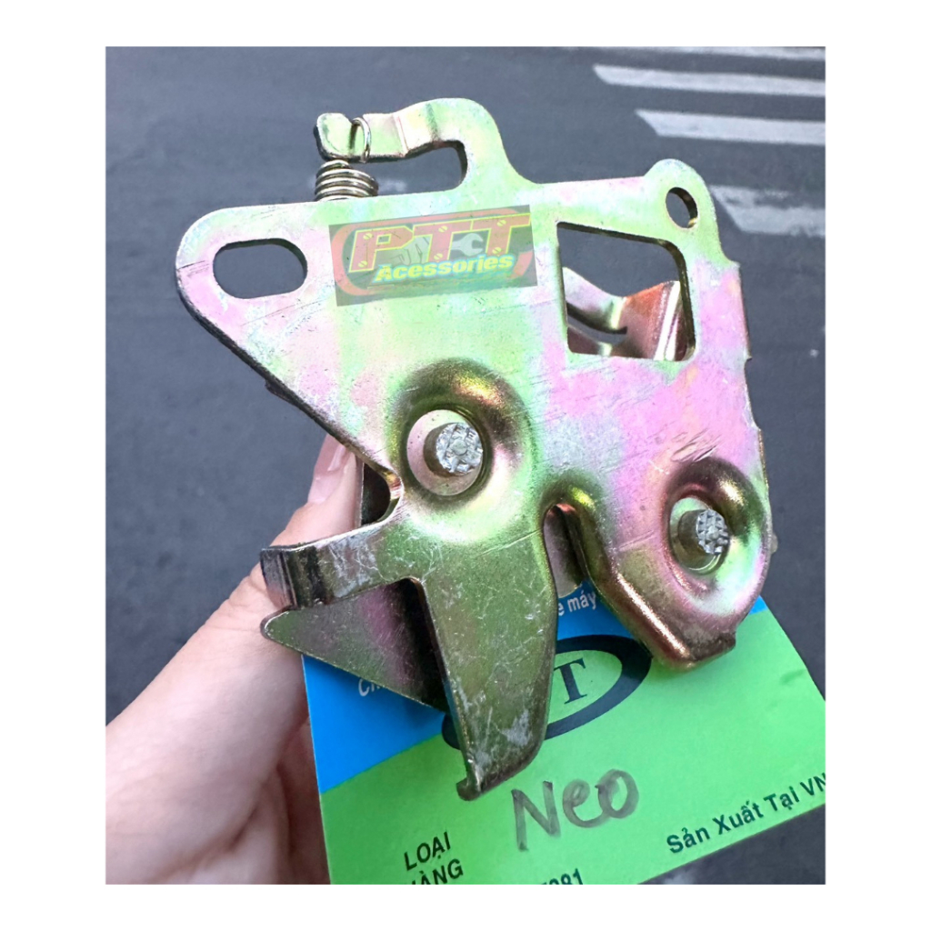 PAS KHOÁ YÊN SAU XE FUTURE NEO