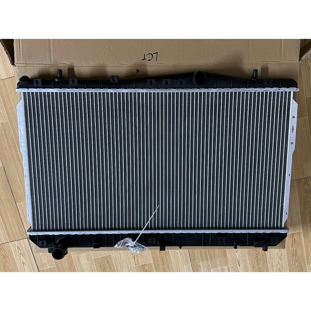Két nước Lacetti 04 - 09 ( xe số sàn , máy 1.6 )