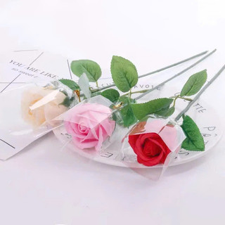 1 bông hoa sáp đủ cành lá