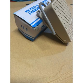 công tắc bàn đạp chân FS2 220v -10A