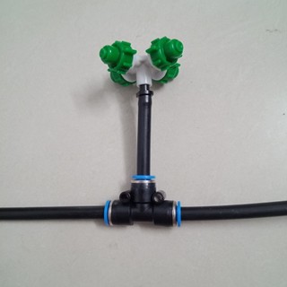 Béc tưới 4 hướng