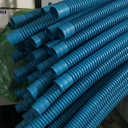 Ống dây xanh máy bơm nước hồ cá