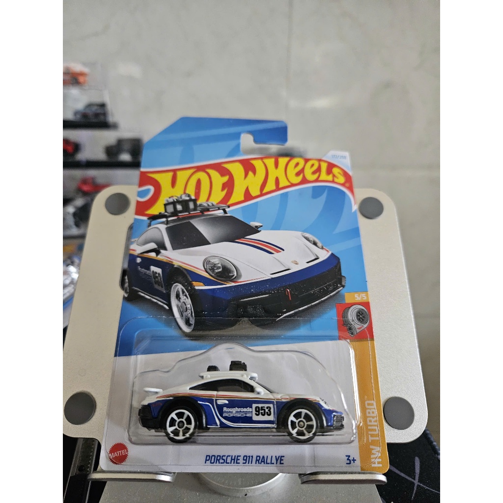 Xe mô hình Hot Wheels Porsche 911 Rallye