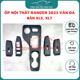 Ốp nội thất carbon xe Ford Ranger 2022, 2023 hàng nhựa ABS vân cacbon cao cấp