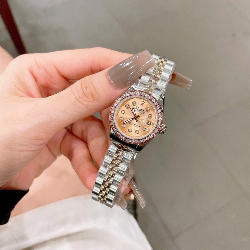 Đồng Hồ Nữ Rolexx Mặt Tròn Size 28mm Dây Kim Loại Demi Rose Mặt Hồng Viền Đá, Máy Quartz (Pin)