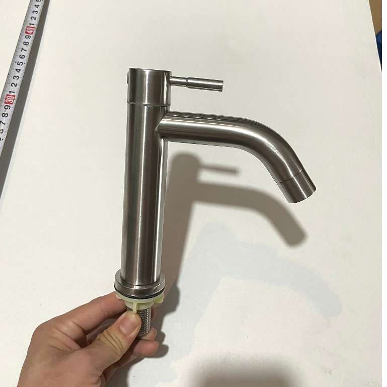 [RẺ VÔ ĐỊCH] Vòi lavabo lạnh inox 304 kèm dây cấp nước lạnh,  vòi rửa mặt lạnh