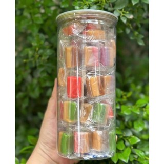 KẸO DỪA DỨA NON LÁ DỨA.