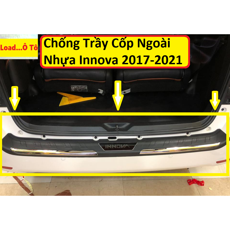 Chống trầy cốp ngoài nhựa đen Innova 2025-2017 Cao Cấp