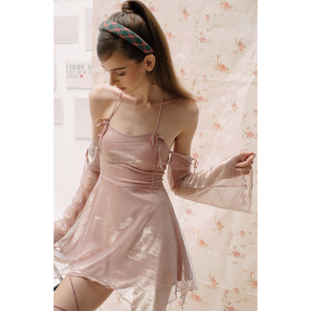 Đầm hồng ánh nhũ Monica Dress Gem Clothing SP060979