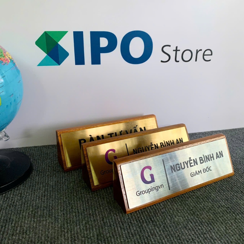 BIỂN CHỨC DANH để bàn, bảng chức danh đế gỗ mặt inox, kệ chức danh để bàn bền, đẹp