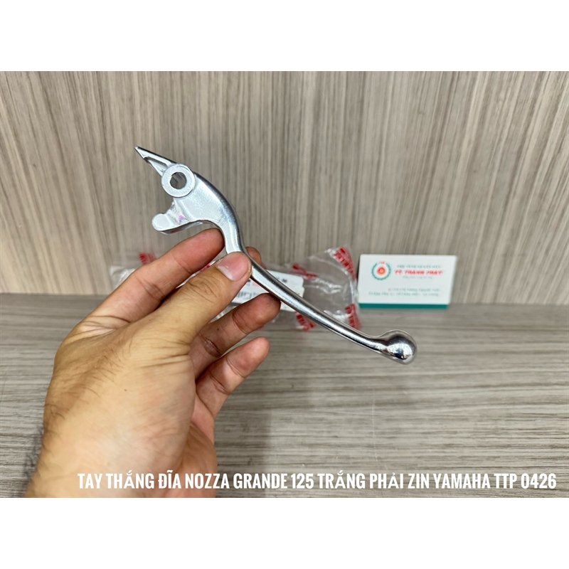 Tay thắng đĩa Nozza Grande 125 Trắng Phải - ( 1 Cây )