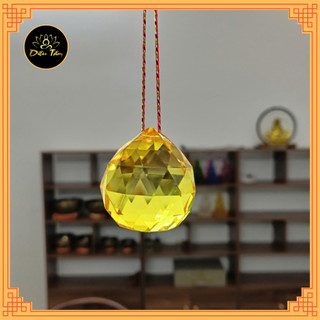 Quả cầu treo phong thủy màu vàng