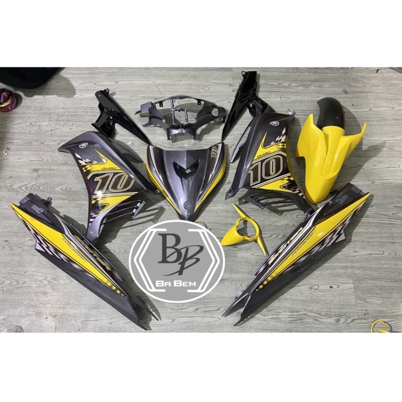 Dàn áo xám vàng ex 135