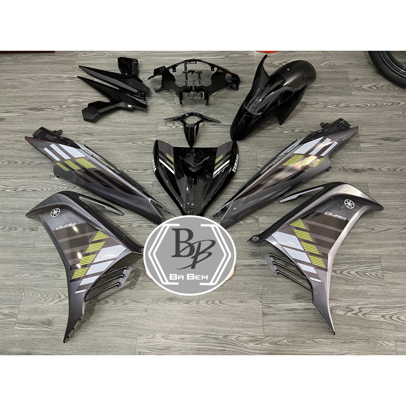 Dàn áo exciter 135 xám ghi đen tặng bộ tem dán sẵn