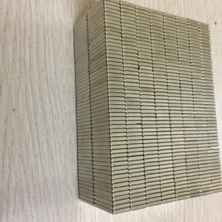 nam châm Viên 20x10x2mm ( 45 Viên)