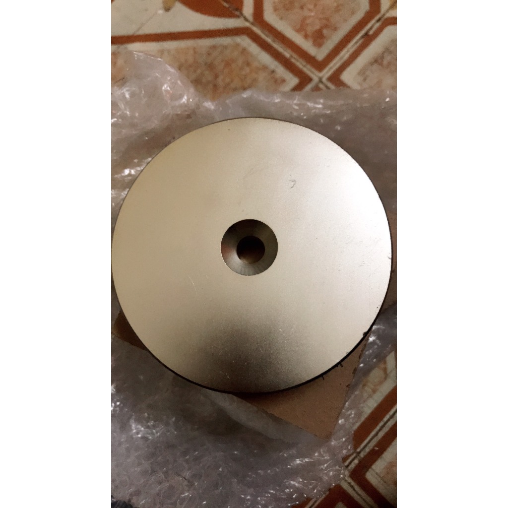 nam châm tròn 80 * 10 lỗ 10
