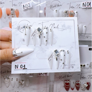  Nail Box thiết kế Nhọn gồm 10 móng   NHỌN   