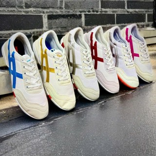 Giày Bóng Đá Bata Ráp Đế Đệm EVA giảm chấn, đinh dăm sân cỏ nhân tạo êm mềm - 2EVSHOP