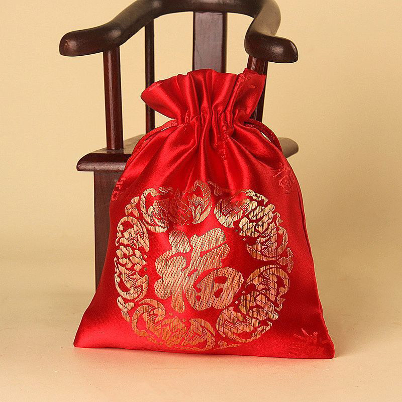 Túi gấm đỏ chữ Phúc 10x13 cm