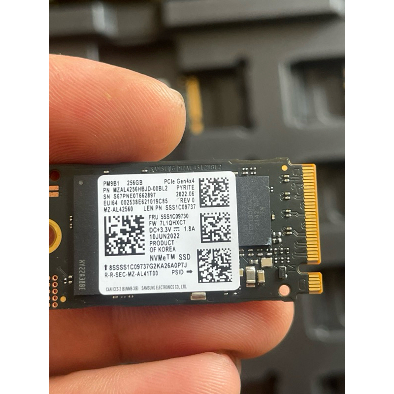 Ổ Cứng SSD Samsung PM9B1 256GB M2 NVMe  Kích Thước 2242/2280 Gen4 x4
