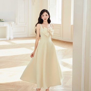 Jene Dress | Váy nữ taffa lụa hàn cao cấp đính nơ hoa H.I.U Fashion | đầm thiết kế sang trọng cao cấp HIU design