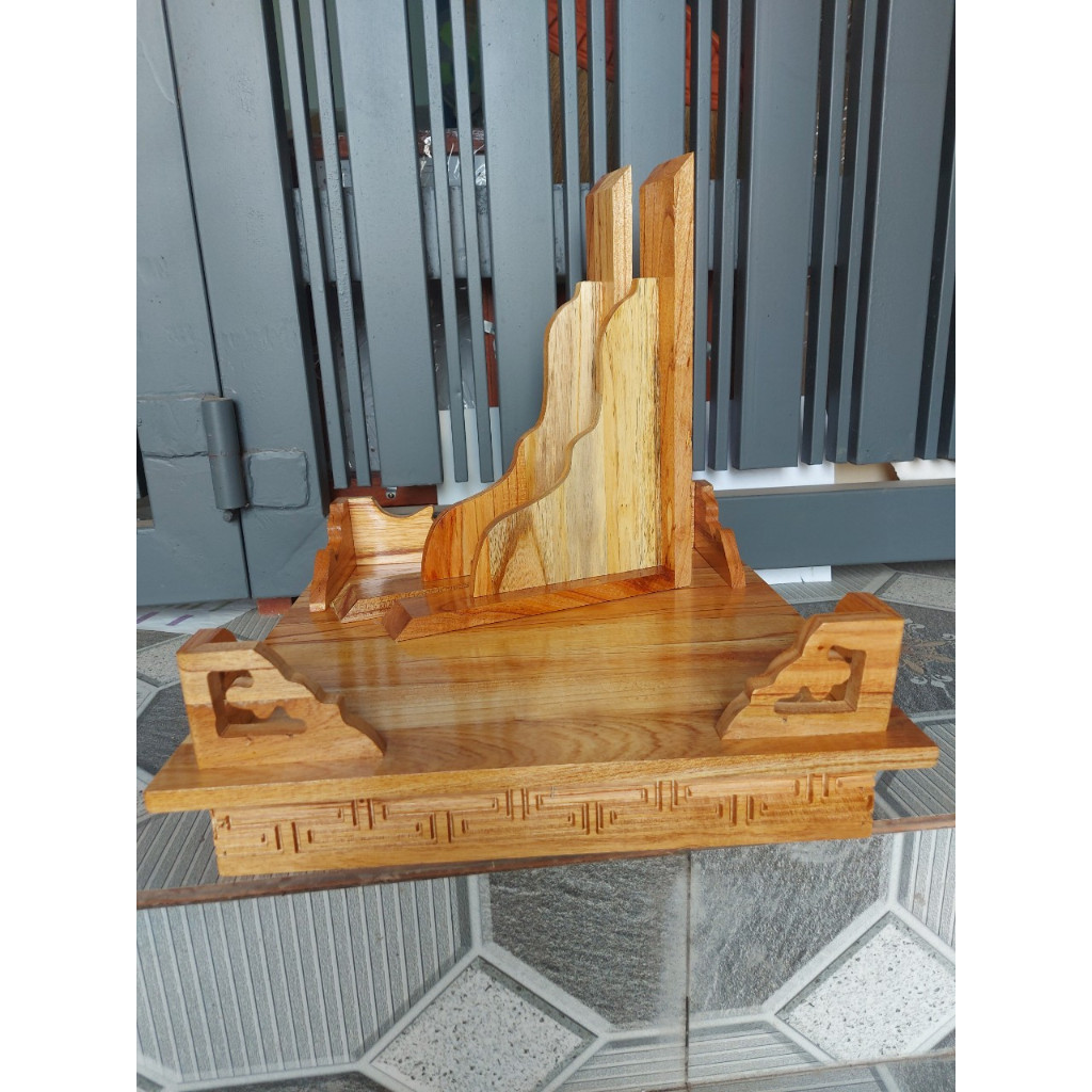 Bàn thờ treo tường gỗ xoan màu gỗ tự nhiên - Kèm cặp eke - Nhiều size