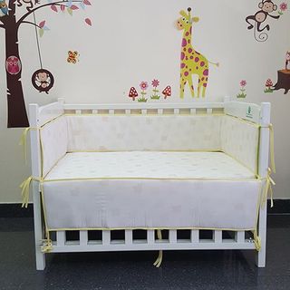 Nệm bông ép 70x110 cm , quây + drap thú ẩn