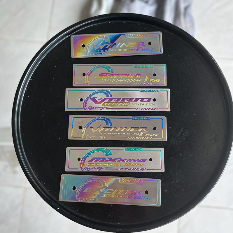 Bản tên titanium gr2 điện phân lên màu