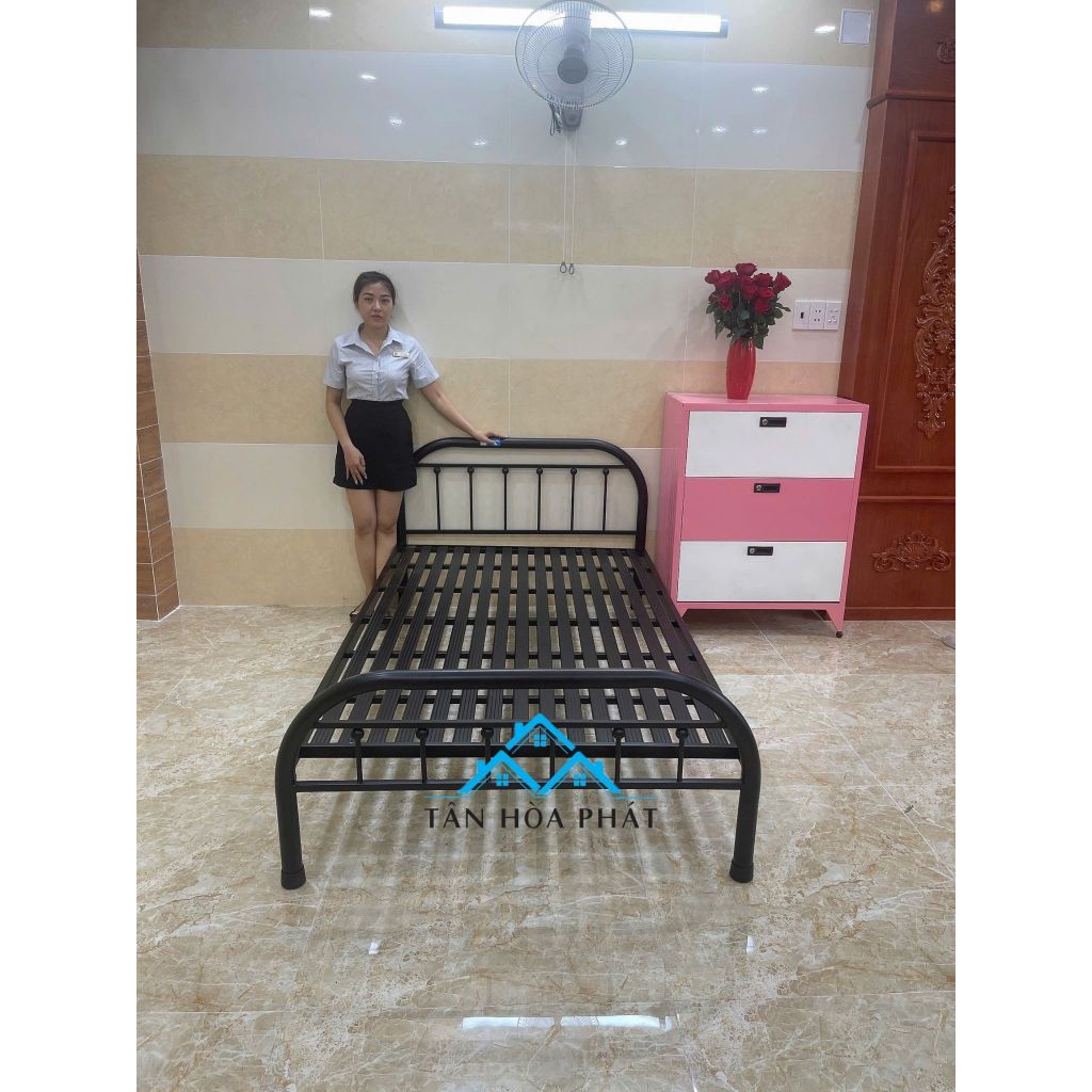 Giường sắt mỹ nghệ trân châu 1mx2m