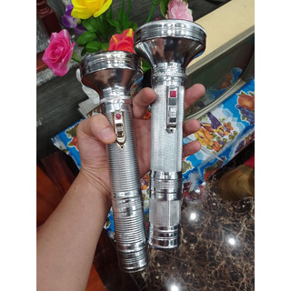 Đèn pin con cọp xưa