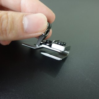 Chân vịt nhún vắt sổ 4 Sợi