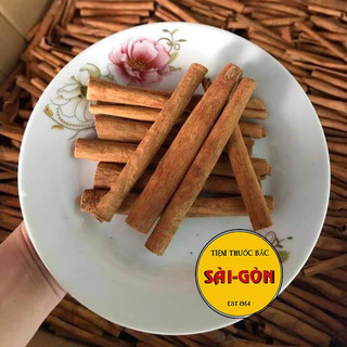 Quế Thanh Đã Cạo Vỏ 500g (dài 8-10cm)