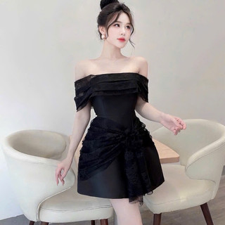 Váy trễ vai phối bèo tơ