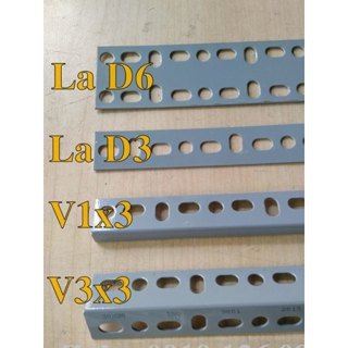  Thanh La D3  bản dẹp 3cm . Chỉ có 1 dãy lỗ dùng để nẹp bên hông kệ V lỗ. Hàng mỏng 1.5ly 