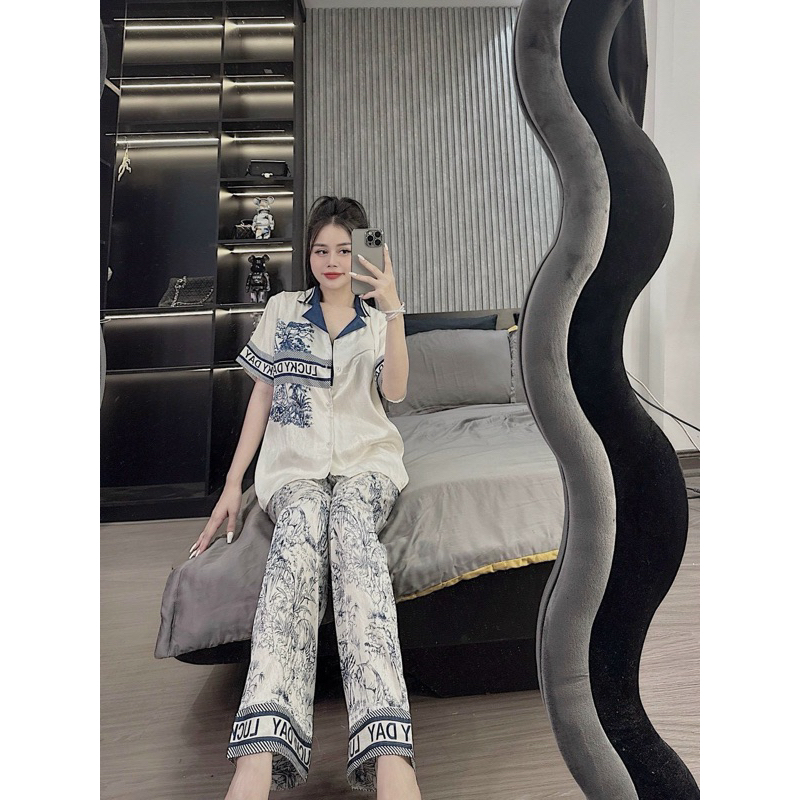 Đồ bộ pijama lụa nữ Sam Luxury