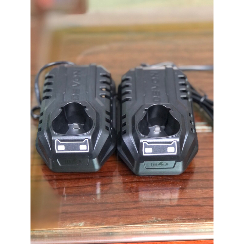 Sạc 12V DEVON 5385-Li-12 chính hãng