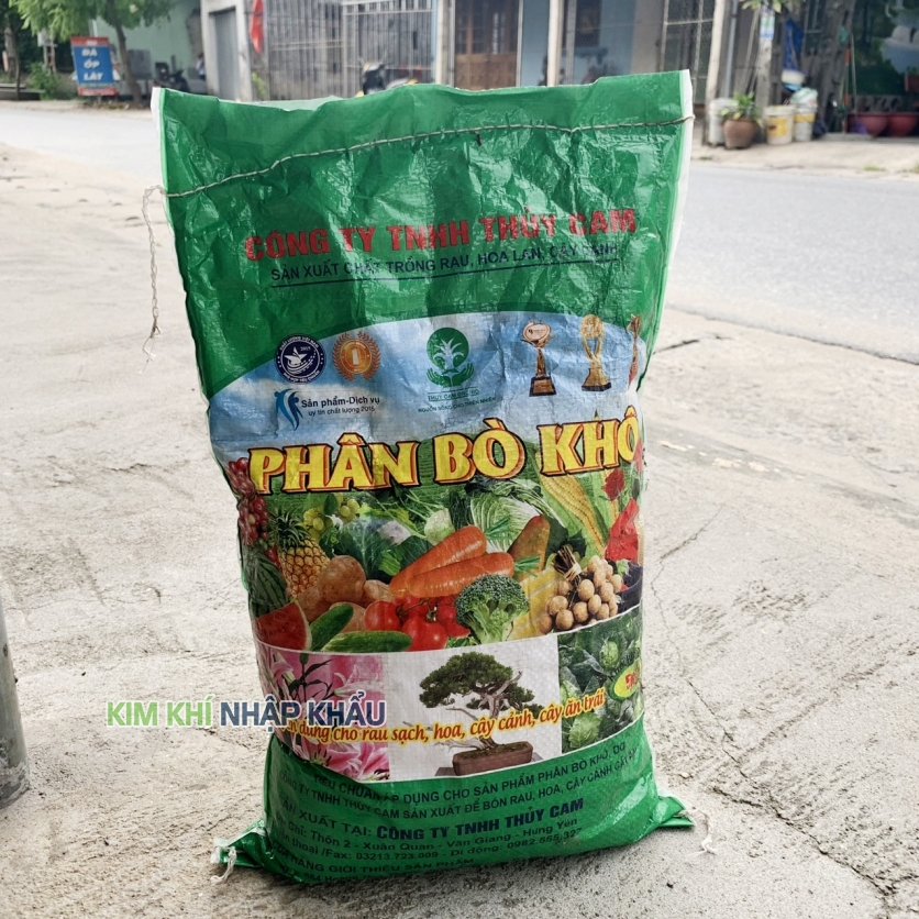 Phân bò khô đã xử lý bao 5kg - VTN4