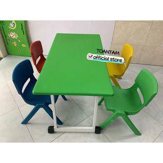 Bàn học mầm non chân sắt gấp được