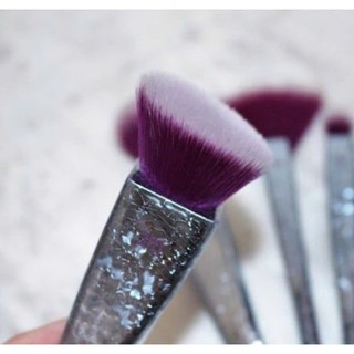 Cọ nền Real Techniques Brush Crush-For Full Coverage 301