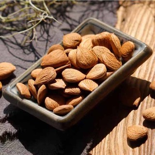 Hạnh Nhân 200gram (Loại Thượng Hạng, Mới, Thơm, Ngon)