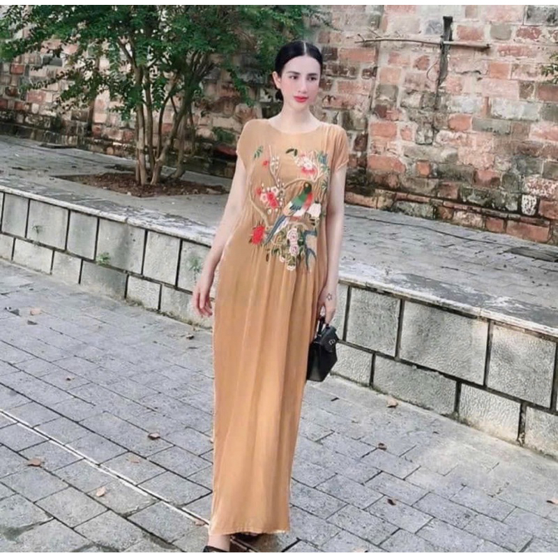Váy Nhung The Dáng Dài Có Tay Thêu Chim Và Hoa Thuỳ Ngô Thanh Store