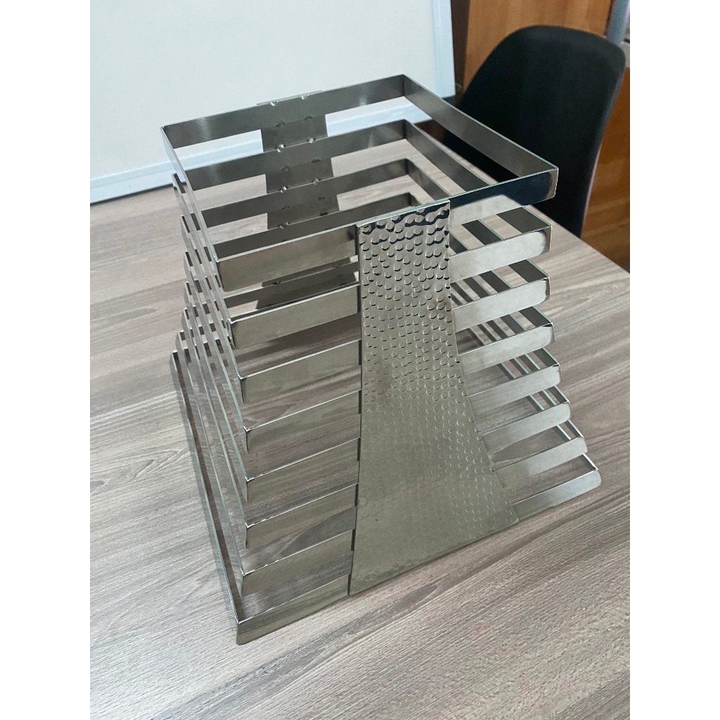 Kệ trưng bày buffet; chân đế trưng bày buffet; dụng cụ buffet , tiệc - hội nghị