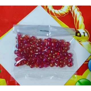 Cườm đủ màu.
